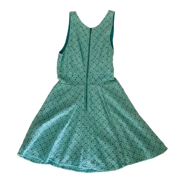 Mudd | lace short sleeve dress size small with see-through midriff tiffany blue - Picture 6 of 6